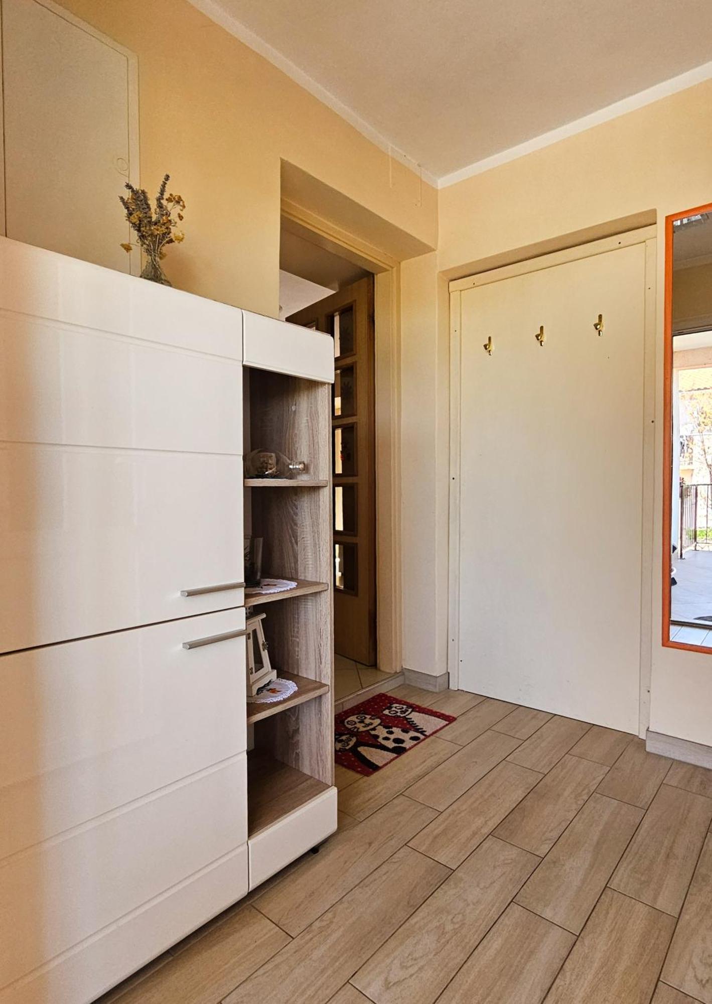 Apartman Petra Vrh  Eksteriør billede