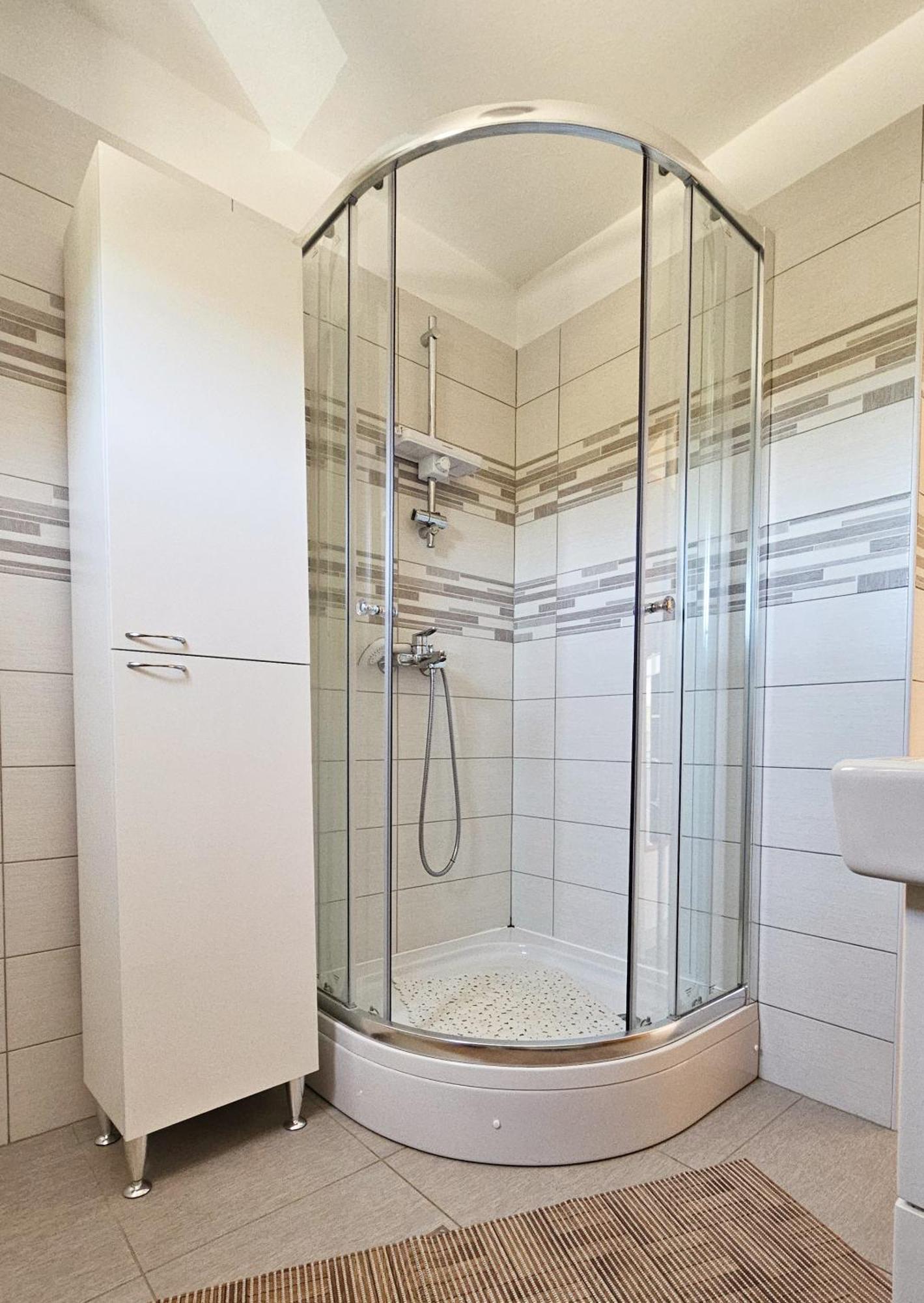 Apartman Petra Vrh  Eksteriør billede